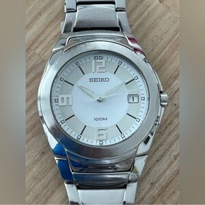Seiko Luxury Men's Watch Stainless Bracelet Large Round White
Dial Date Window
